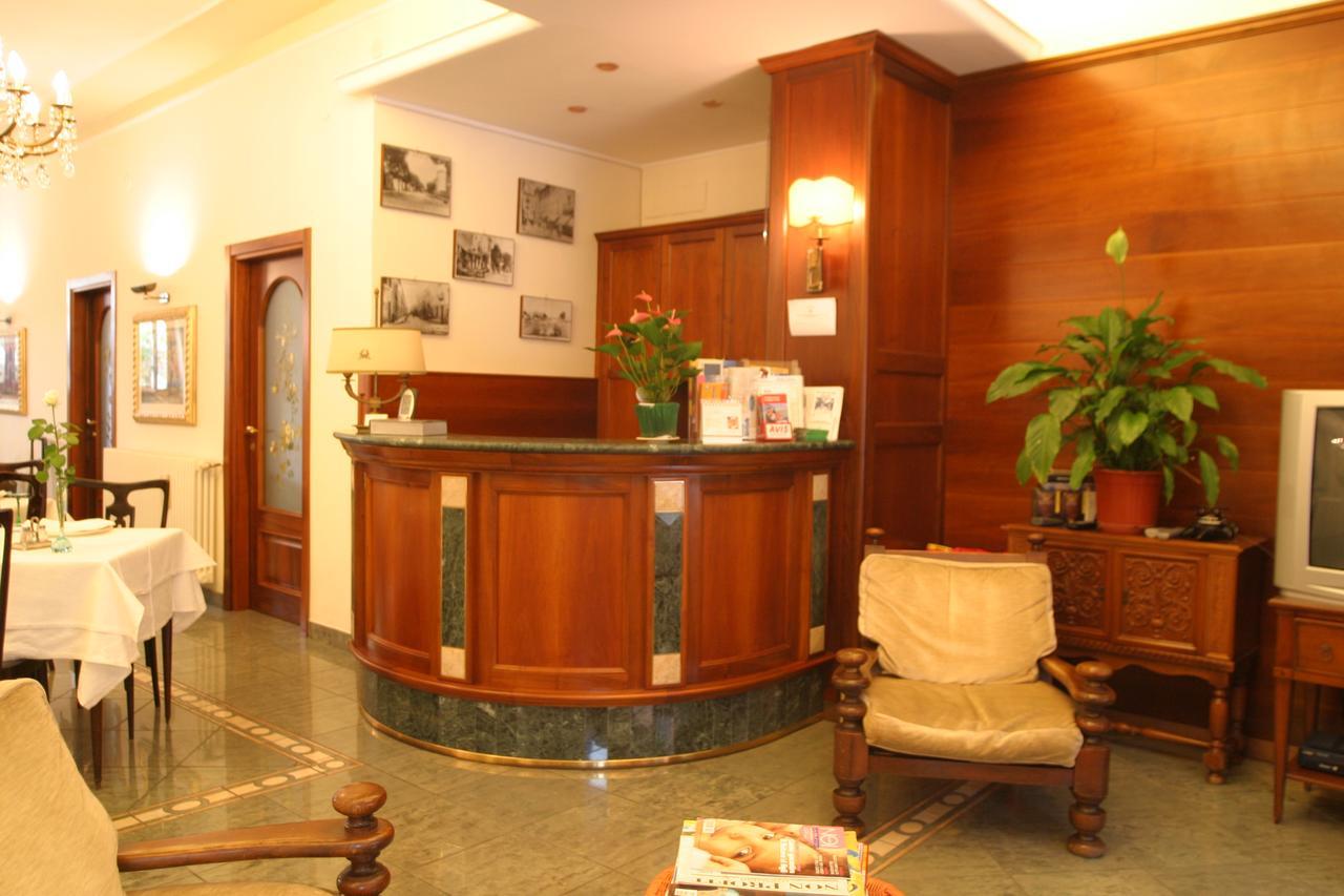 Hotel Pescetto Albenga Exterior foto