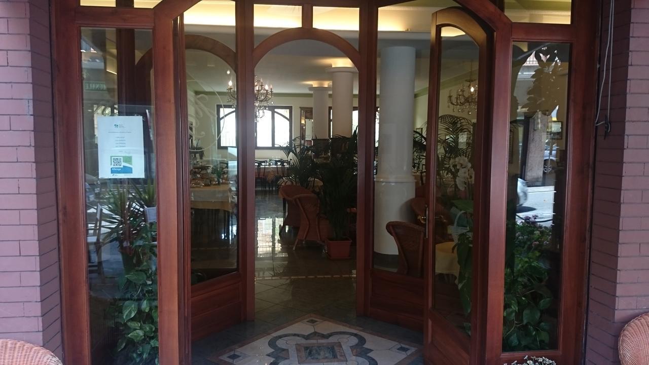 Hotel Pescetto Albenga Exterior foto