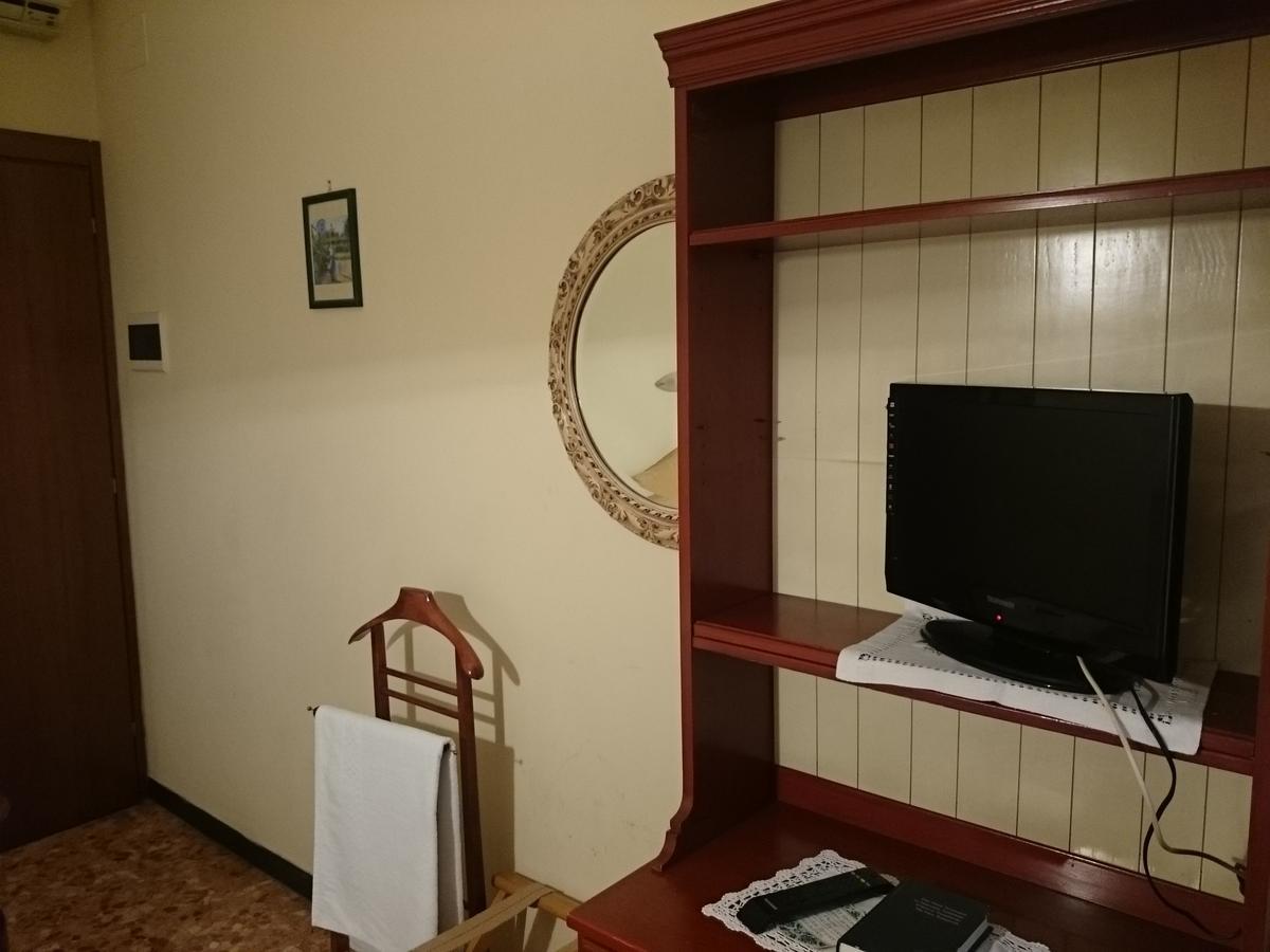 Hotel Pescetto Albenga Exterior foto