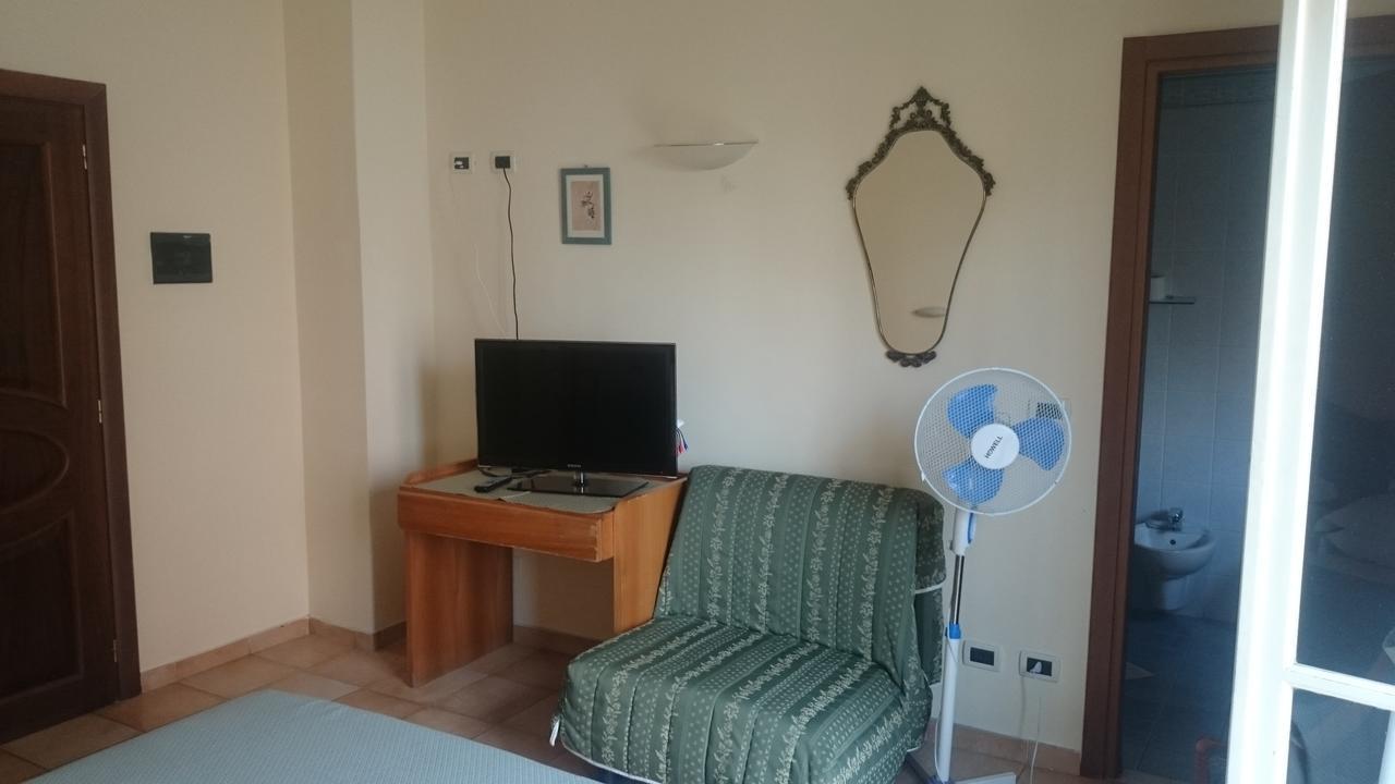 Hotel Pescetto Albenga Exterior foto